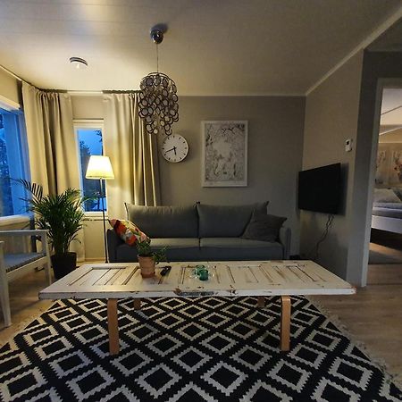 Vaere Holiday Home - Lakeside Relaxation Point Інарі Екстер'єр фото