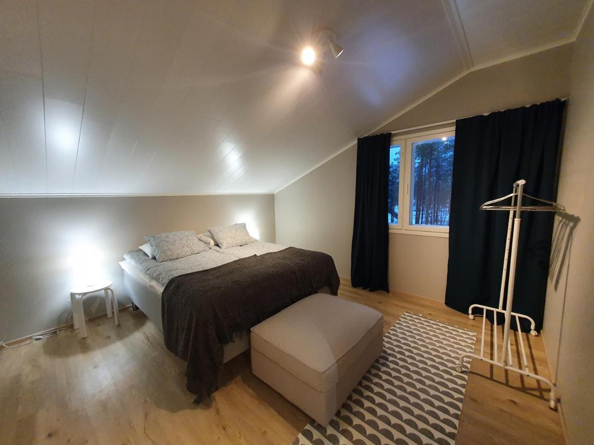 Vaere Holiday Home - Lakeside Relaxation Point Інарі Екстер'єр фото